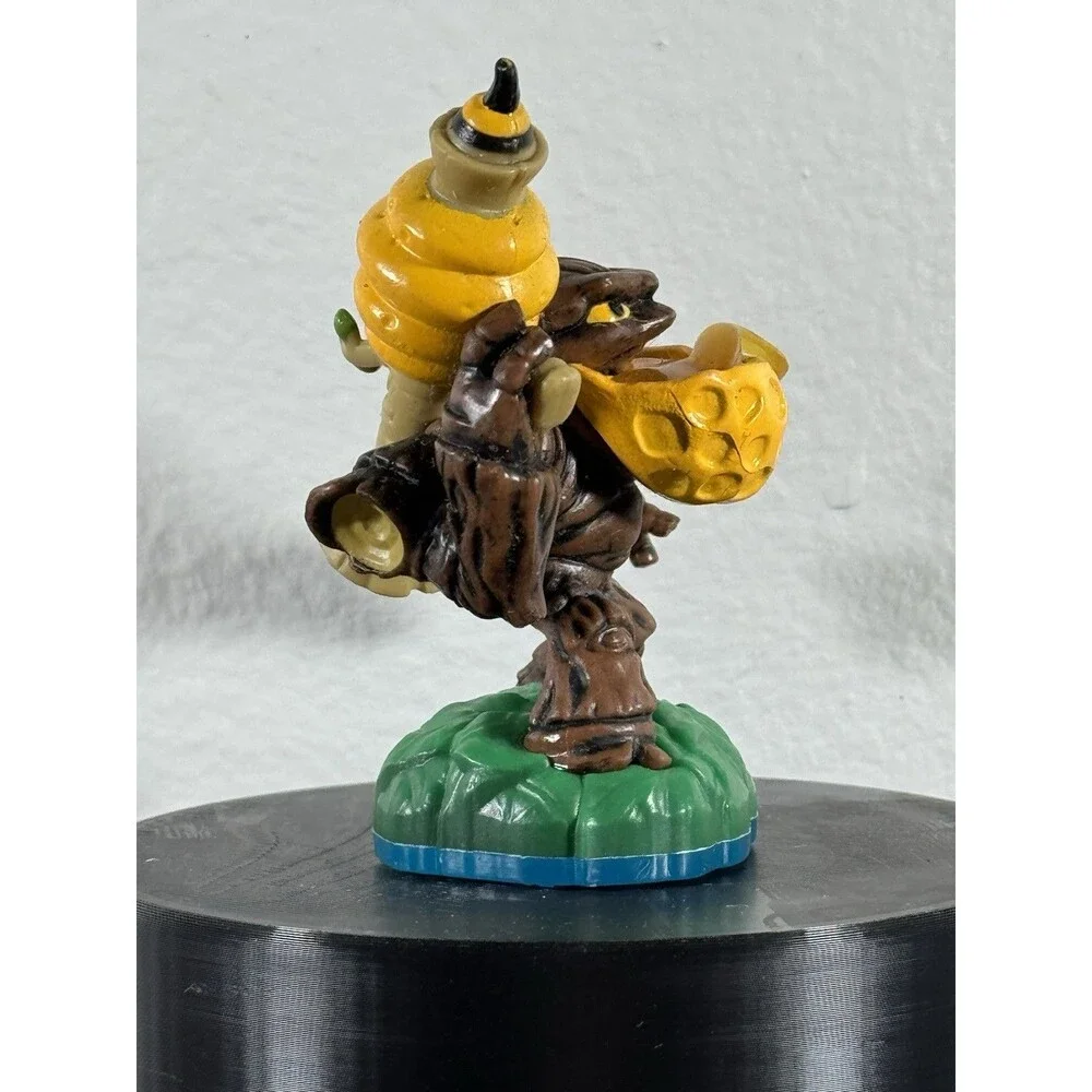 Skylanders Swap Force Bumble Blast Lightcore Character Figure